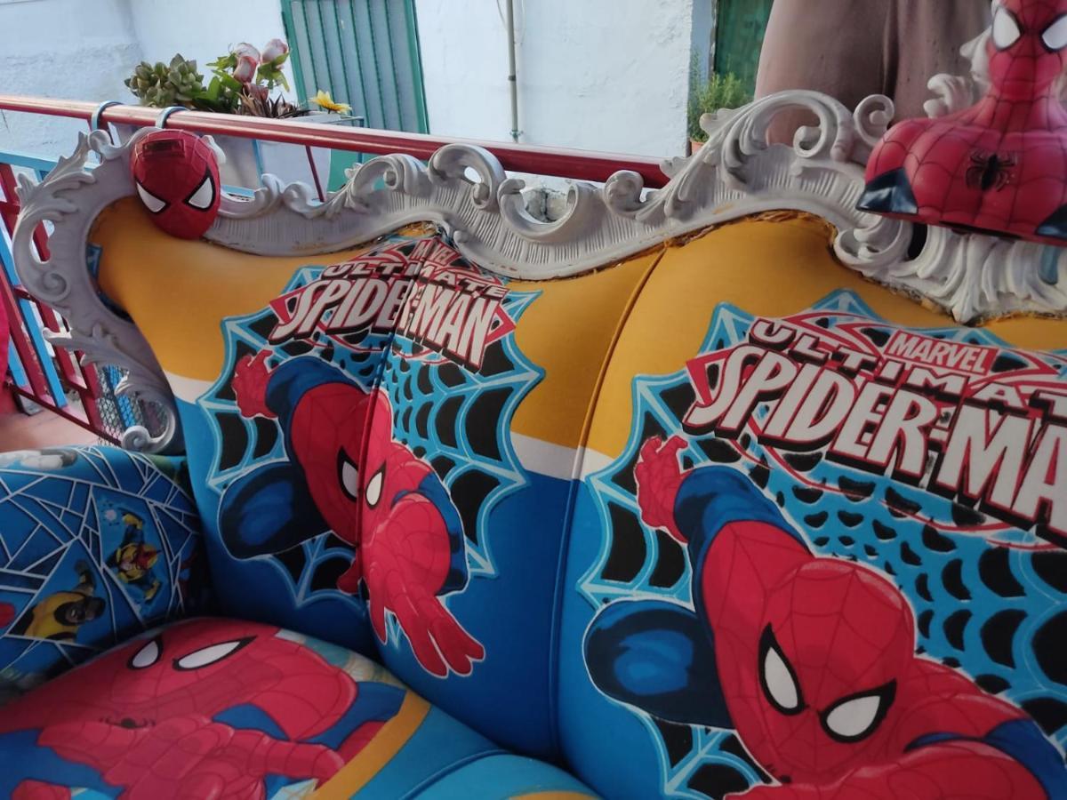 Spiderman House Hotel Catania Bagian luar foto